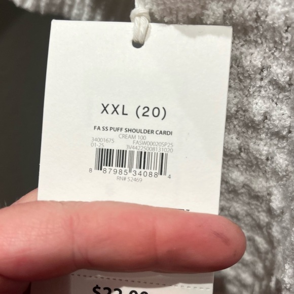 White Textured Knit Blouse with 3/4 Sleeves - Picture 7 of 12